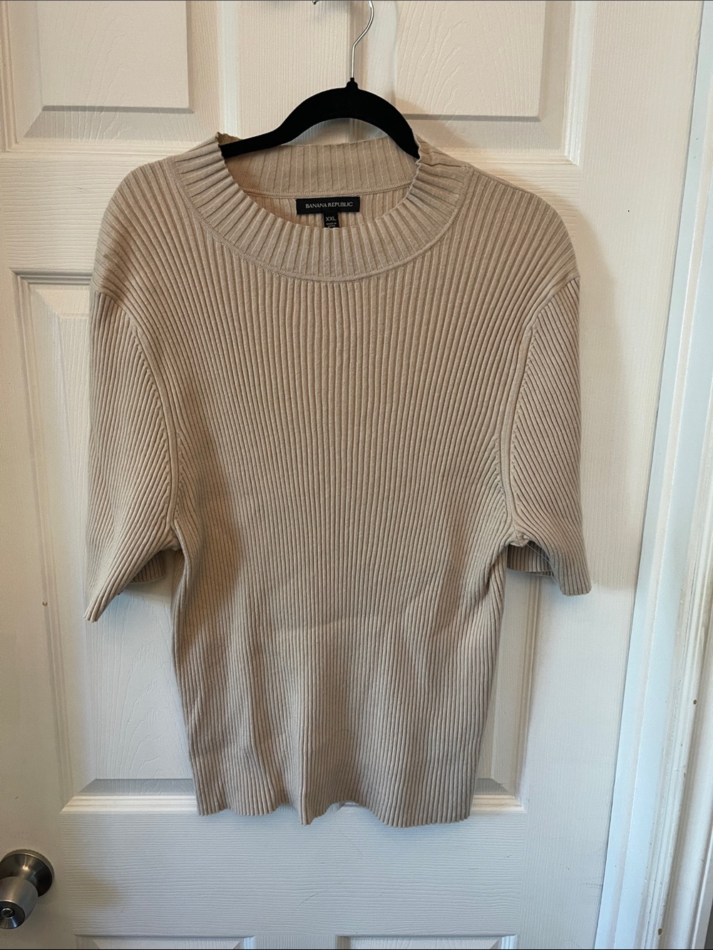 Banana Republic Ecru Neutral Ribbed Short-Sleeve Crew Sweater
